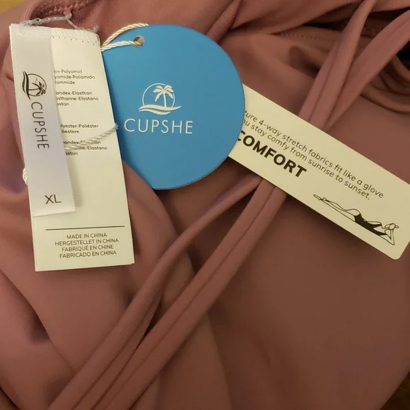 Cupshe Shangrila Solids Keyhole Bandeau One Piece Swimsuit Sizes M and XL - Picture 3 of 4